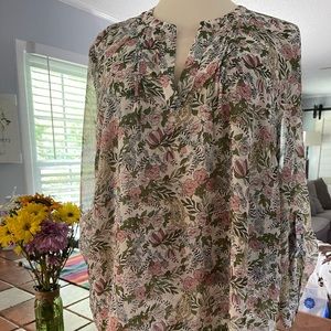 🌸Bohemian Floral Top🌸